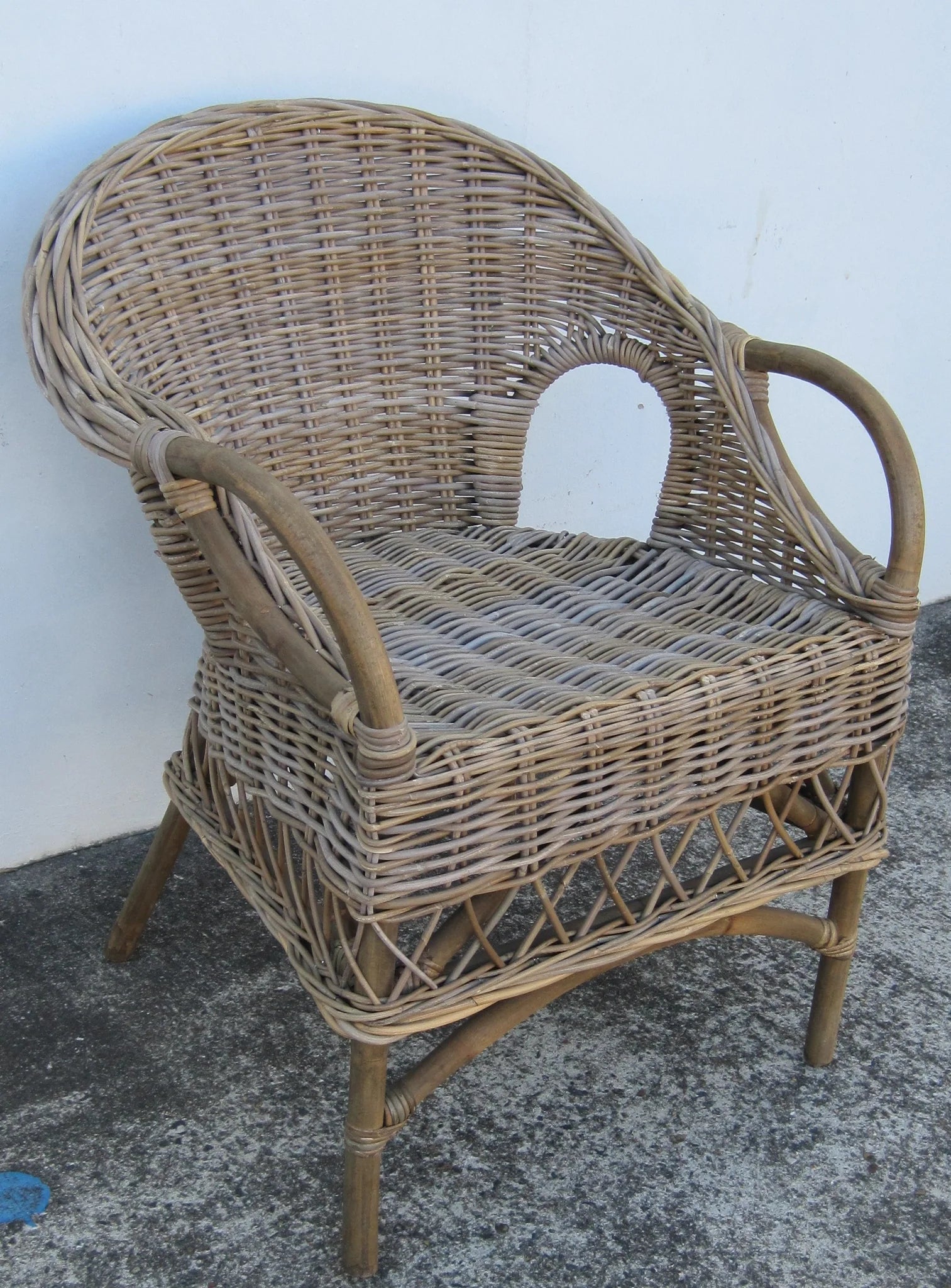 Plantation Swan Chair